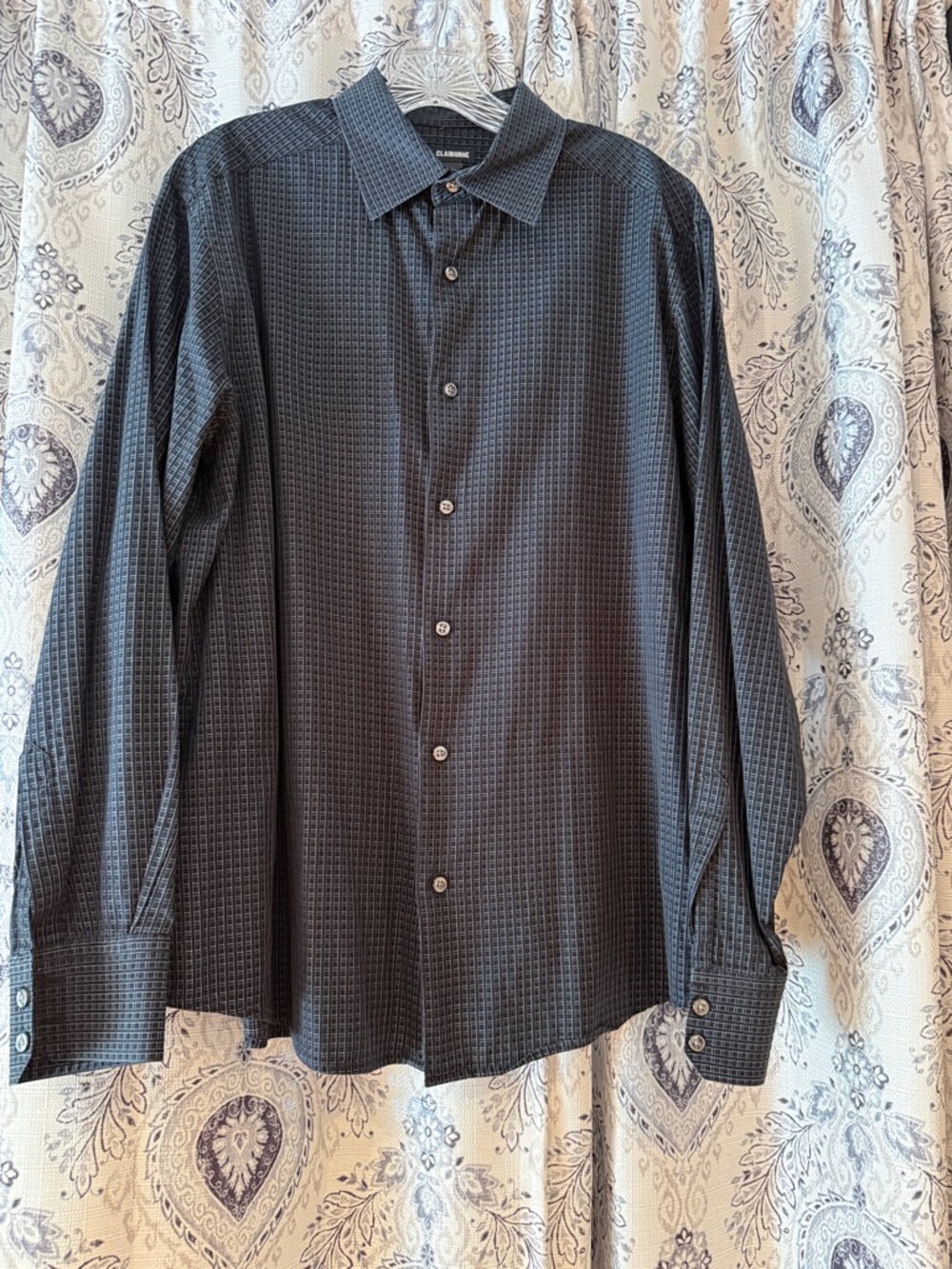 Claiborne Black Textured Long-Sleeve Button-Up Shirt